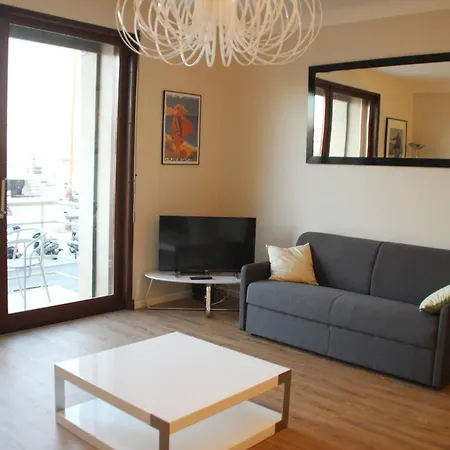 Appartement Fully Ac, Port-view, 2 Min And Palais *